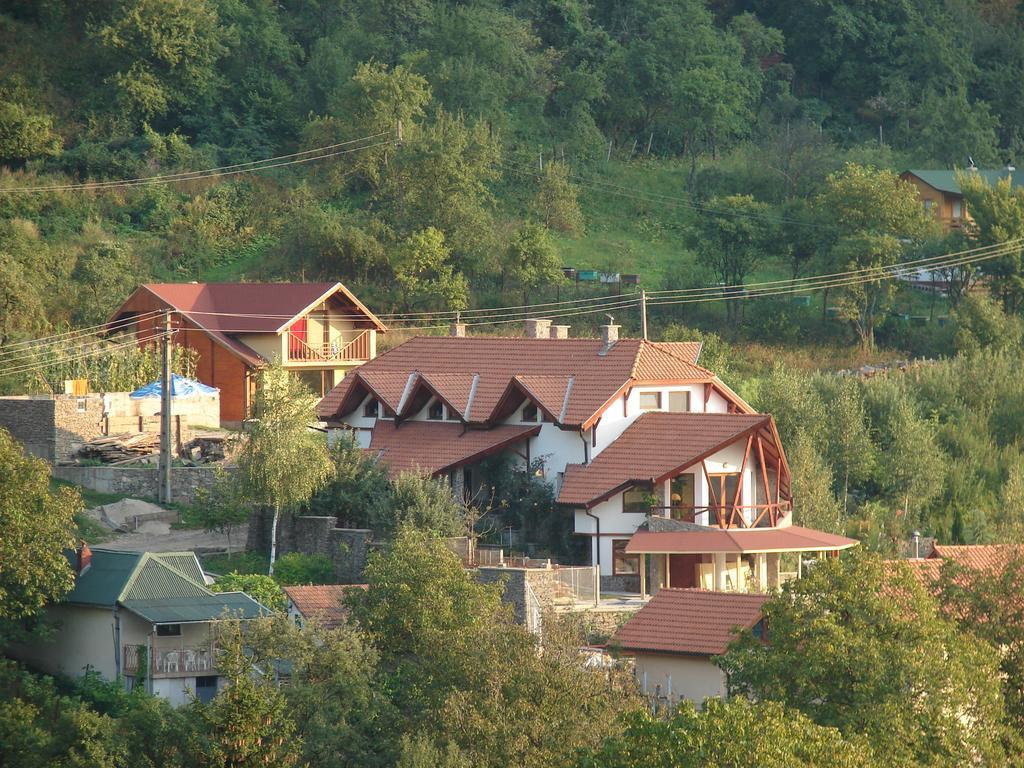 Vila Anastasia Sacarimbu Экстерьер фото
