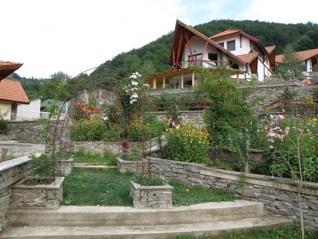 Vila Anastasia Sacarimbu Экстерьер фото